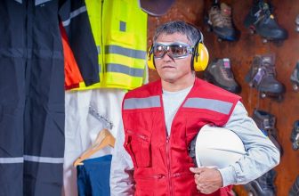 Werkbroeken met stretch: De comfortabele werkkleding van vandaag